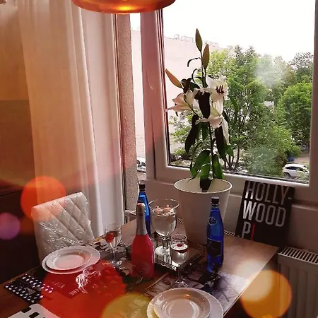 Hollywood Piotrkowska Klimat,jakosc,styl Апартаменти *