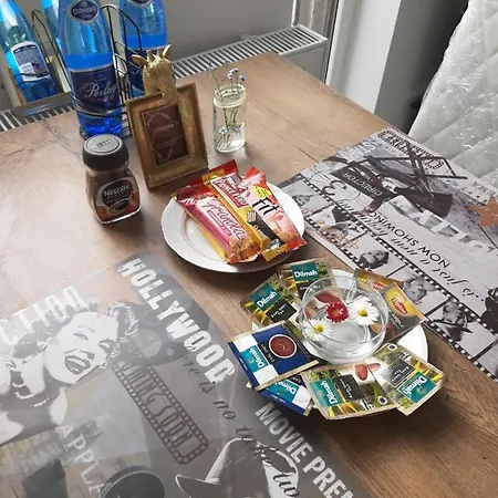 Hollywood Piotrkowska Klimat,jakosc,styl