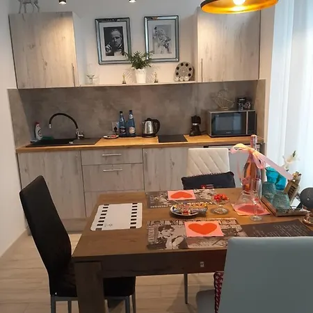 Hollywood Piotrkowska Klimat,jakosc,styl Апартаменти *