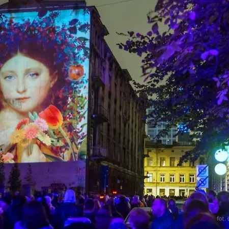 Hollywood Piotrkowska Klimat,jakosc,styl