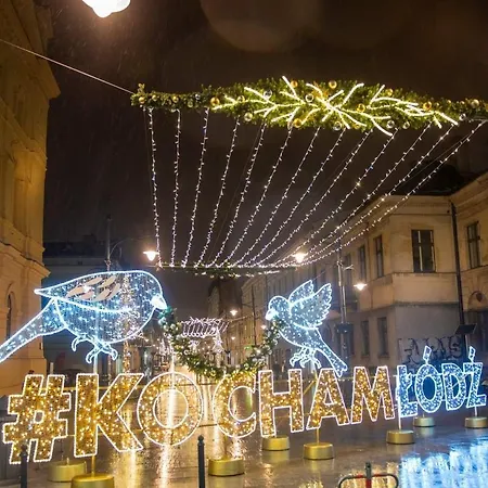 Hollywood Piotrkowska Klimat,jakosc,styl Лодзь