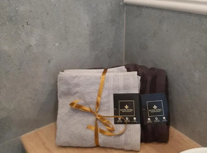 Hollywood Piotrkowska Klimat,jakosc,styl *