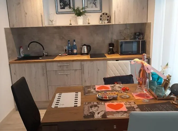 Hollywood Piotrkowska Klimat,jakosc,styl Lejlighed *